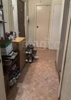 4-к квартира, вторичка, 61м2, 1/5 этаж