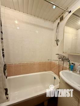 2-к квартира, вторичка, 47м2, 8/9 этаж