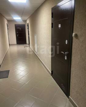 2-к квартира, вторичка, 53м2, 1/17 этаж