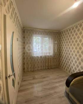 3-к квартира, вторичка, 58м2, 2/5 этаж