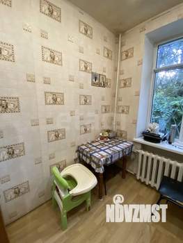 2-к квартира, вторичка, 52м2, 1/4 этаж