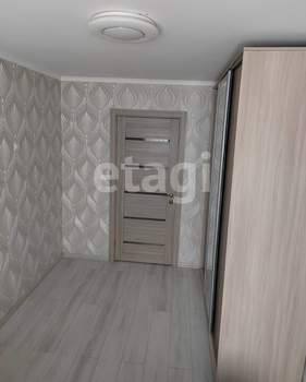 3-к квартира, вторичка, 52м2, 4/5 этаж