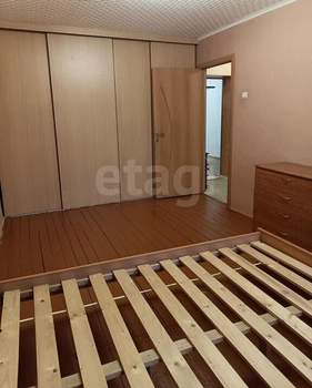 3-к квартира, вторичка, 63м2, 3/5 этаж