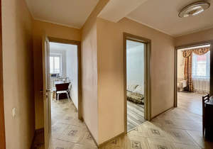 2-к квартира, вторичка, 61м2, 3/5 этаж