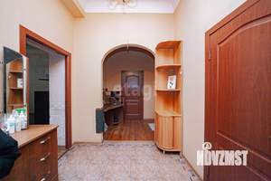 4-к квартира, вторичка, 101м2, 1/4 этаж
