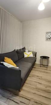 2-к квартира, вторичка, 62м2, 7/17 этаж