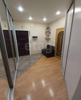 2-к квартира, вторичка, 82м2, 6/17 этаж