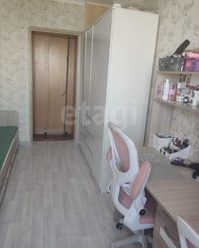 3-к квартира, вторичка, 70м2, 5/9 этаж