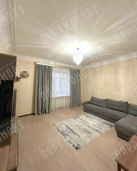 4-к квартира, вторичка, 101м2, 2/5 этаж