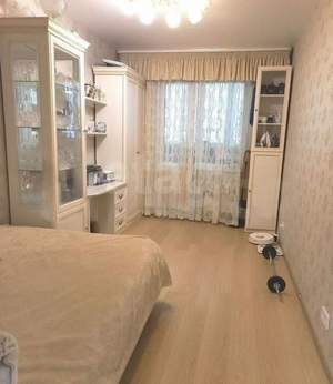 2-к квартира, вторичка, 72м2, 1/17 этаж