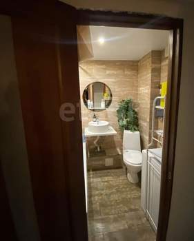 3-к квартира, вторичка, 61м2, 1/9 этаж