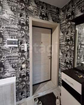 1-к квартира, вторичка, 47м2, 1/4 этаж