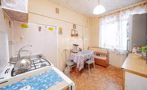 2-к квартира, вторичка, 52м2, 1/9 этаж