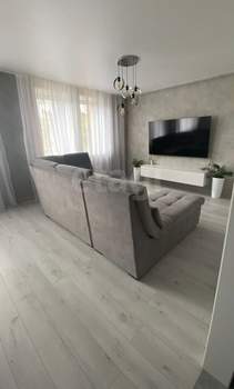 4-к квартира, вторичка, 126м2, 4/5 этаж