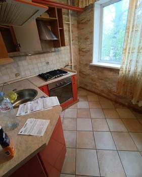 3-к квартира, вторичка, 58м2, 3/5 этаж