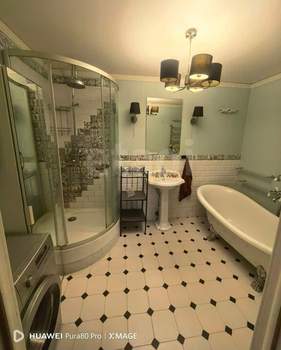 2-к квартира, вторичка, 77м2, 4/10 этаж