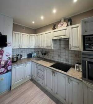 3-к квартира, вторичка, 77м2, 7/26 этаж