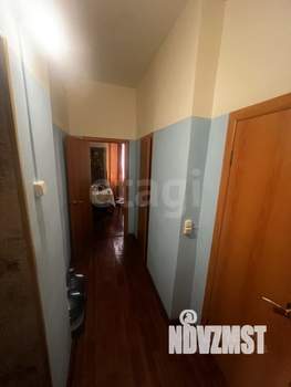4-к квартира, вторичка, 74м2, 1/4 этаж