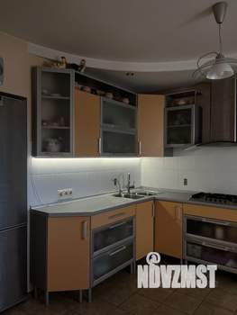 3-к квартира, вторичка, 100м2, 9/10 этаж