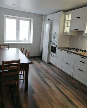 3-к квартира, вторичка, 95м2, 3/10 этаж