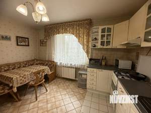 4-к квартира, вторичка, 103м2, 2/5 этаж