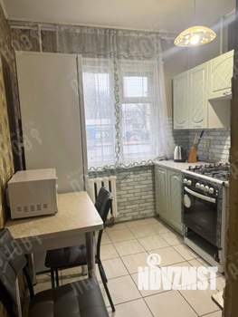 4-к квартира, вторичка, 61м2, 1/5 этаж