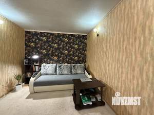 2-к квартира, вторичка, 44м2, 1/4 этаж