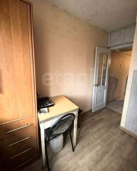 3-к квартира, вторичка, 61м2, 5/5 этаж