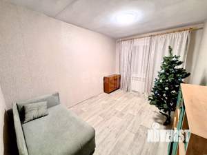 2-к квартира, вторичка, 44м2, 1/4 этаж