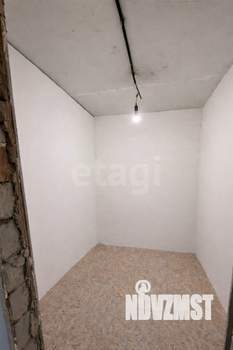 2-к квартира, вторичка, 42м2, 1/2 этаж