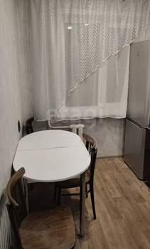 4-к квартира, вторичка, 61м2, 4/5 этаж