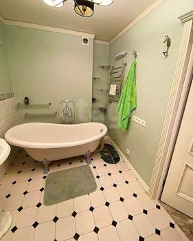 2-к квартира, вторичка, 77м2, 4/10 этаж