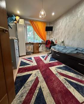 4-к квартира, вторичка, 74м2, 3/4 этаж