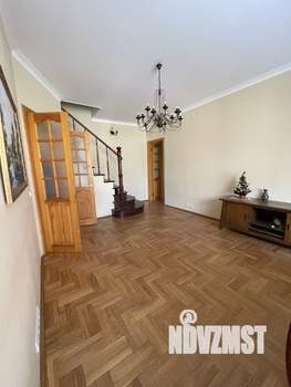 5-к квартира, вторичка, 166м2, 2/5 этаж