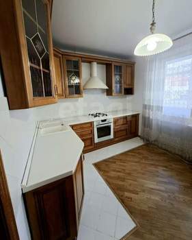 3-к квартира, вторичка, 139м2, 2/5 этаж
