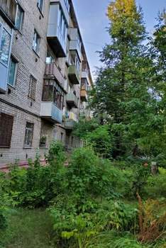 2-к квартира, вторичка, 45м2, 1/5 этаж