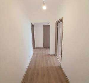 2-к квартира, вторичка, 57м2, 10/18 этаж
