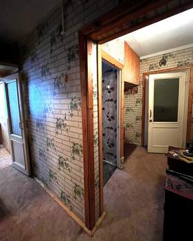 3-к квартира, вторичка, 57м2, 2/4 этаж