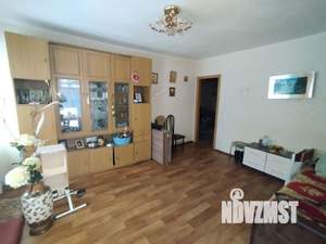 4-к квартира, вторичка, 67м2, 1/1 этаж