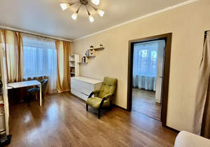 2-к квартира, вторичка, 42м2, 2/4 этаж