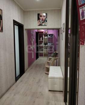 2-к квартира, вторичка, 90м2, 1/4 этаж