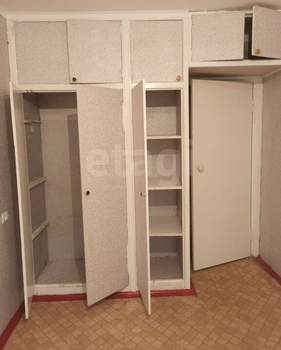 2-к квартира, вторичка, 42м2, 1/5 этаж