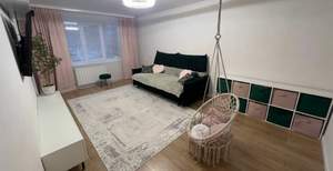 2-к квартира, вторичка, 55м2, 1/5 этаж