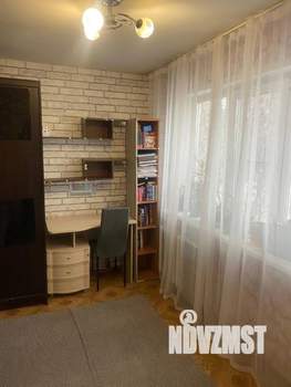 4-к квартира, вторичка, 61м2, 3/5 этаж