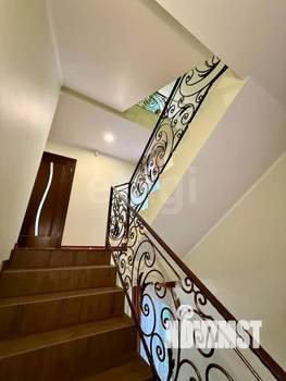 6-к квартира, вторичка, 217м2, 1/3 этаж