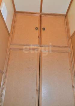 3-к квартира, вторичка, 54м2, 2/4 этаж