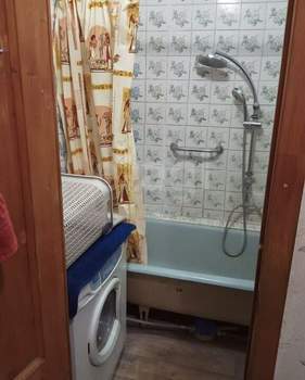 2-к квартира, вторичка, 54м2, 1/9 этаж