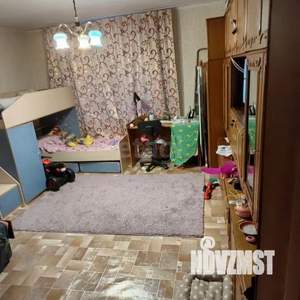 2-к квартира, вторичка, 65м2, 1/9 этаж