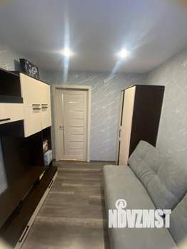 4-к квартира, вторичка, 61м2, 3/5 этаж