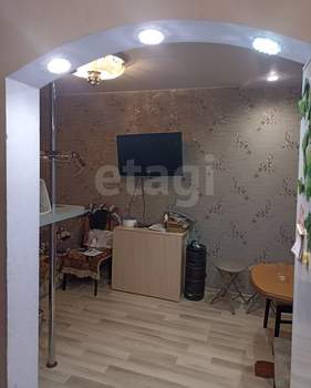 3-к квартира, вторичка, 61м2, 3/5 этаж
